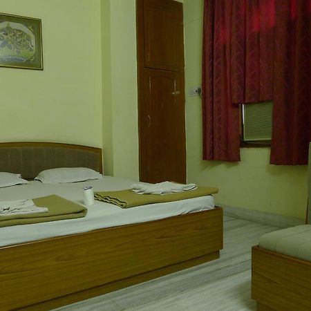 Kiran Palace Hotel Удайпур Екстериор снимка